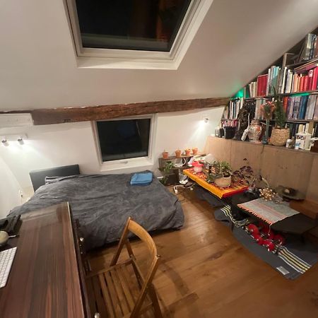 Sous Les Toits De Paris Shared Place Экстерьер фото